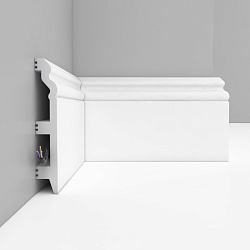 Плинтус окрашенный D233-115 WHITE LINE Decomaster