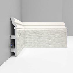Плинтус окрашенный D233-16 ECO LINE Decomaster